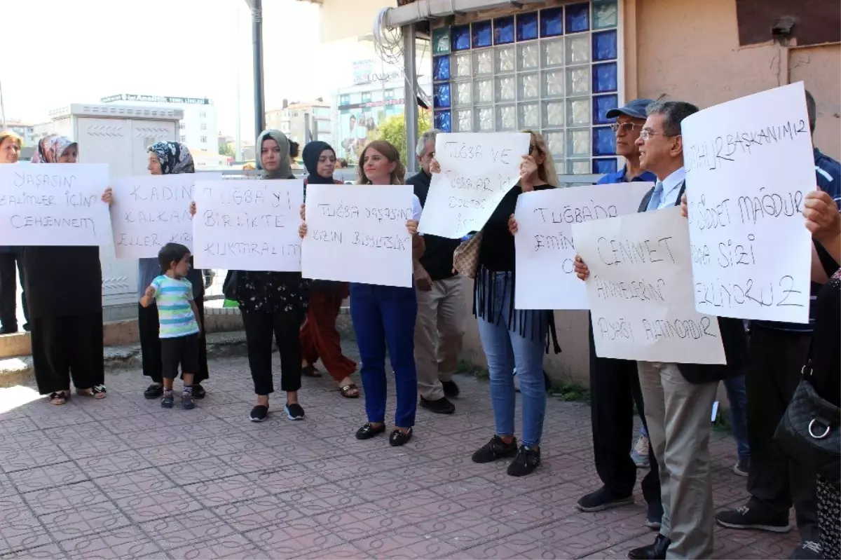 Kızının gözleri önünde başından vurulan Tuğba Anlak\'ın ailesinden açıklama