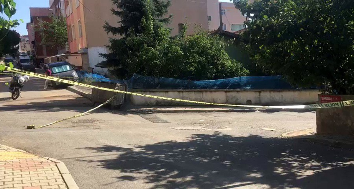 Kuzenler arasında silahlı kavga: 2\'si ağır 4 yaralı