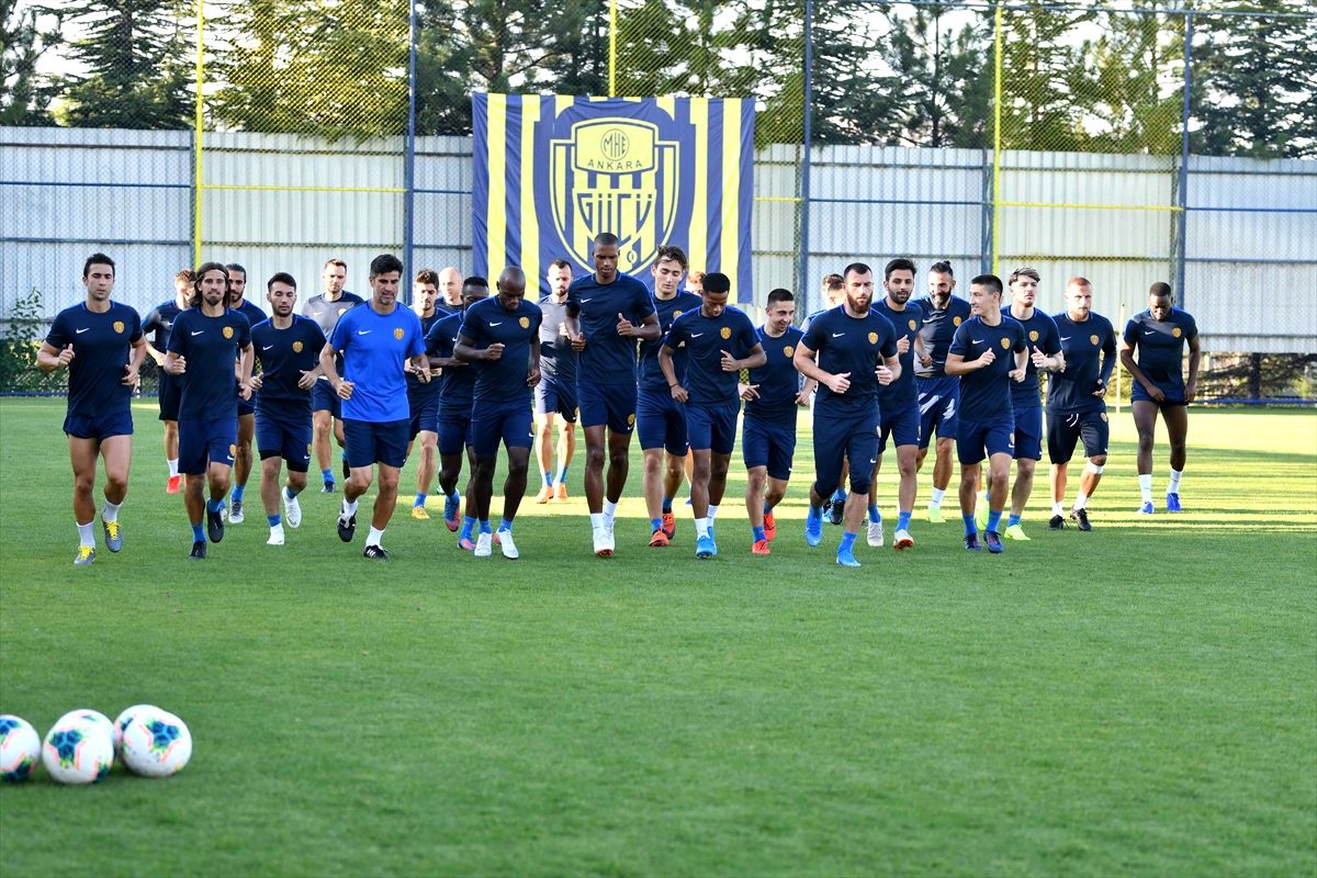 MKE Ankaragücü\'nde Kasımpaşa maçı hazırlıkları