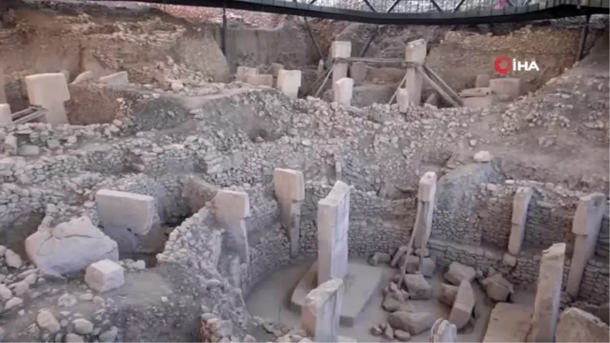 Sanatçı Tatlıses, Göbeklitepe\'ye çıkarma yaptı