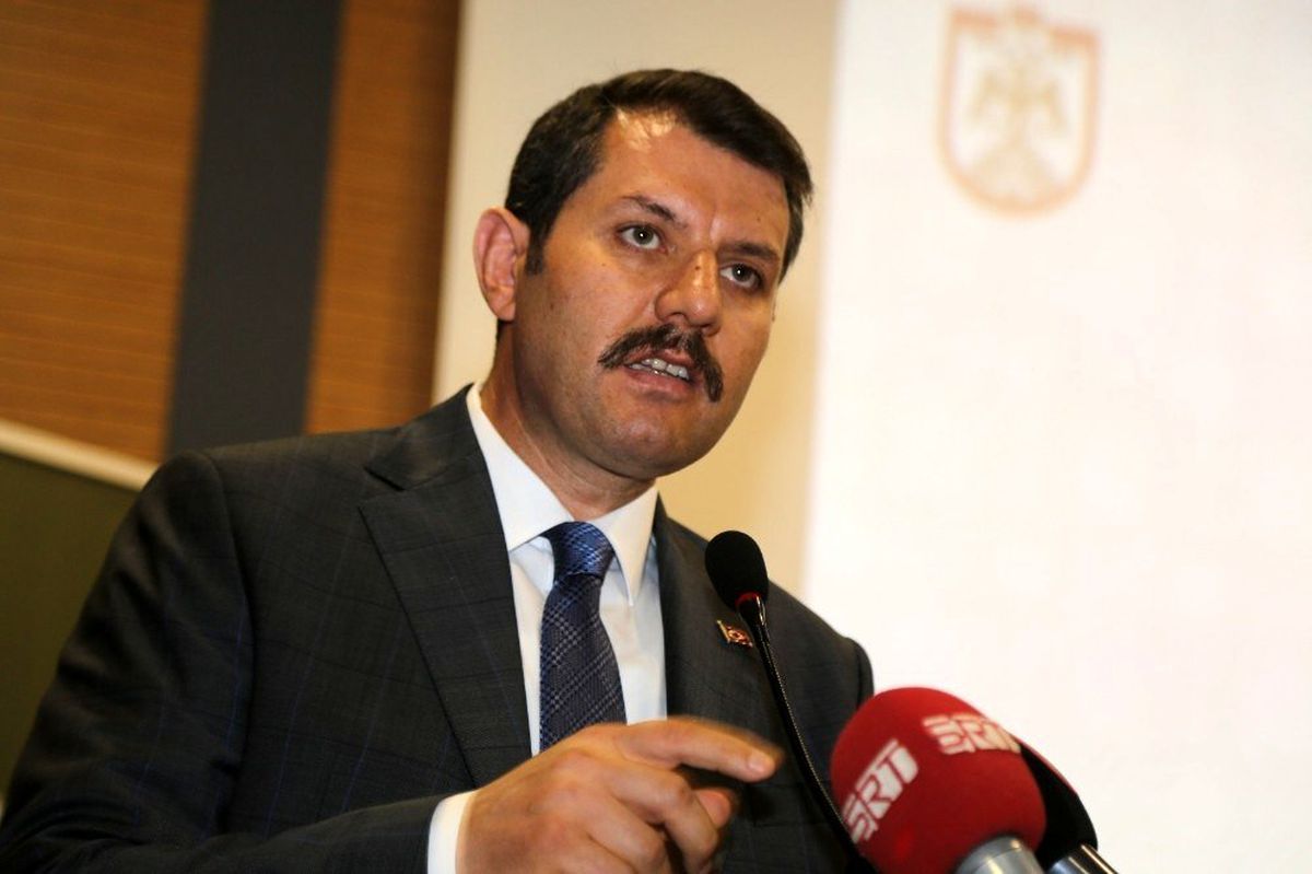 Sivas\'ta muhtarlar toplantısında kene konusu masaya yatırıldı