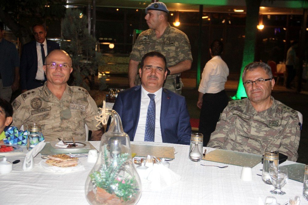 Terörü bölgeden temizleyen Tokel paşaya veda yemeği