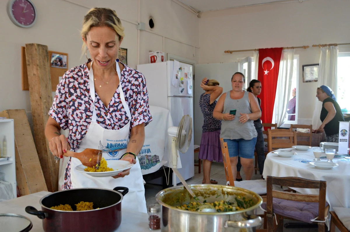 Zeynep Casalini Kumyakalı kadınlarla mutfakta