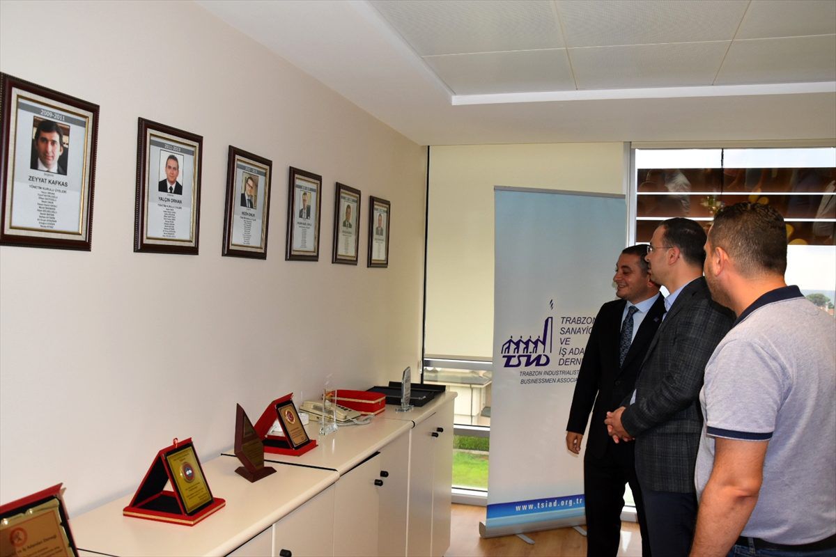 AK Parti Trabzon Milletvekili Cora, TSİAD yönetimini ziyaret etti