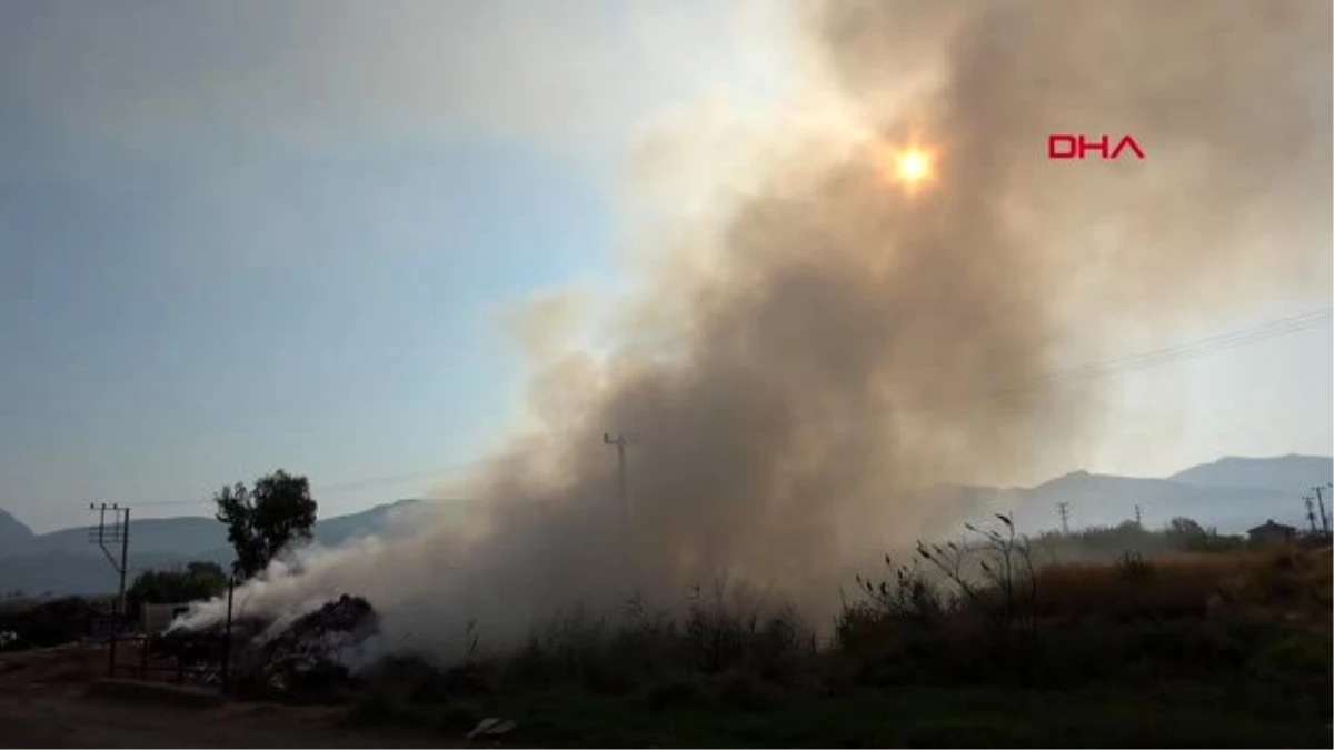 Antalya atık toplama merkezinde yangın