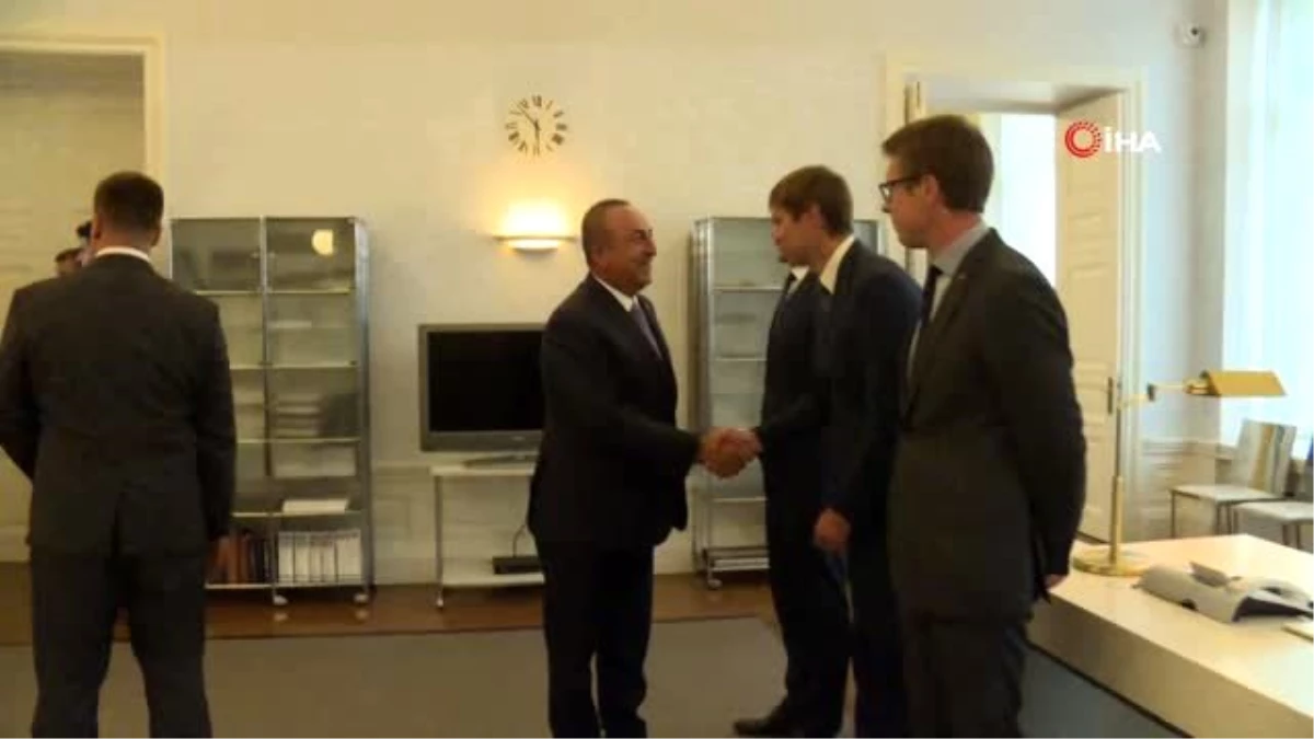 Bakan Çavuşoğlu, Estonya Başbakanı Ratas ile görüştü