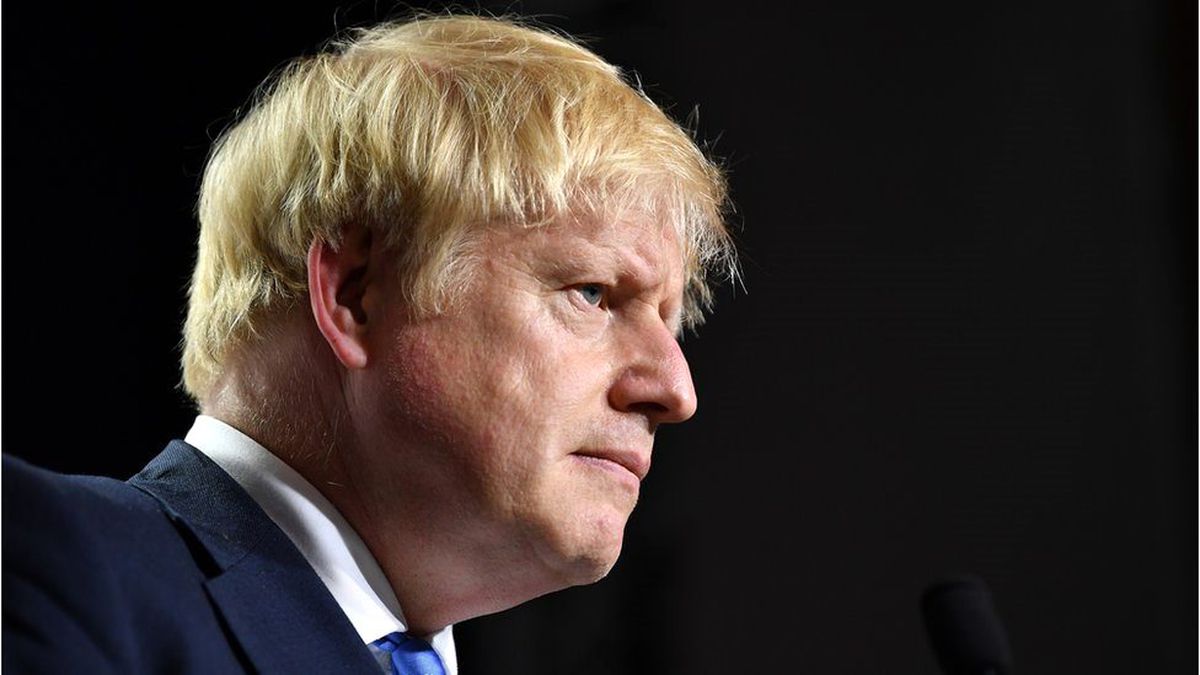 Brexit: İngiltere\'de hükümet Kraliçe\'den Parlamento\'yu askıya almasını talep edecek