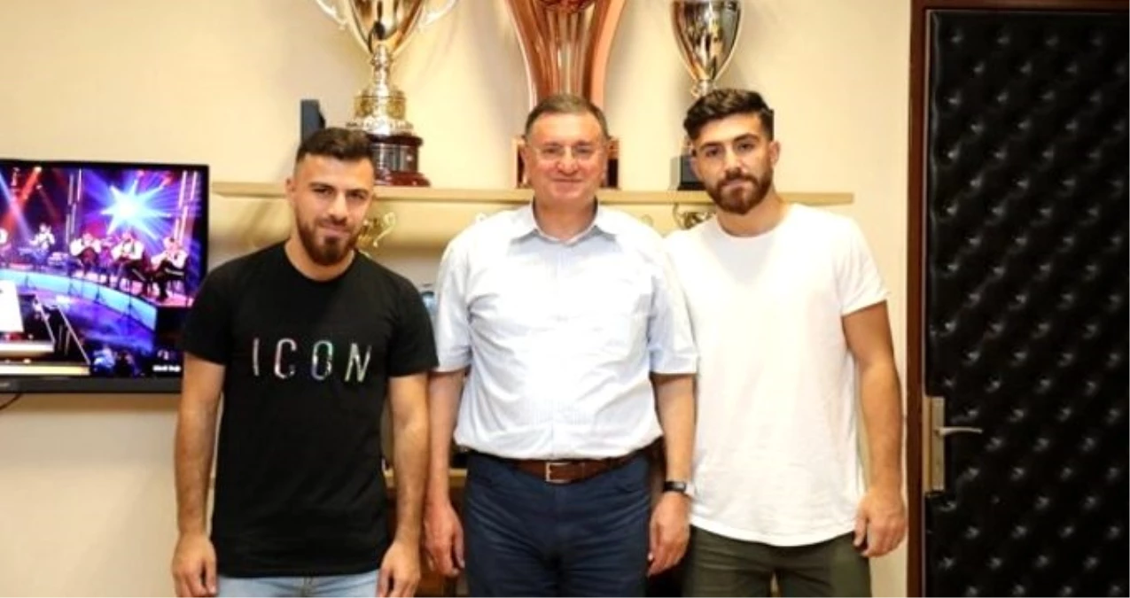 Fenerbahçe\'den ayrılan Samed ve Abdurrahman Hatayspor\'a imza attı