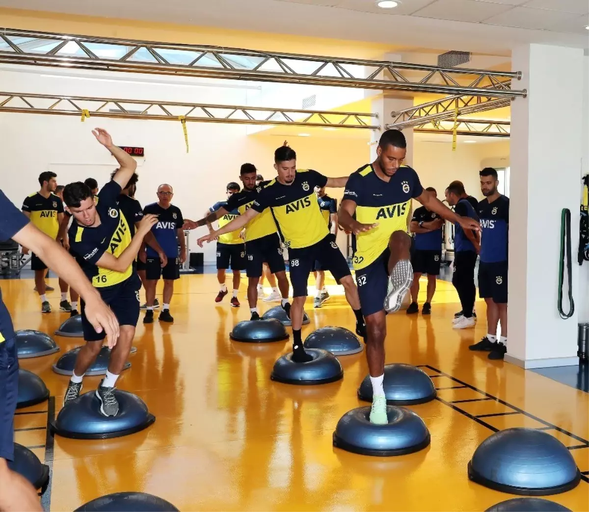 Fenerbahçe salonda çalıştı