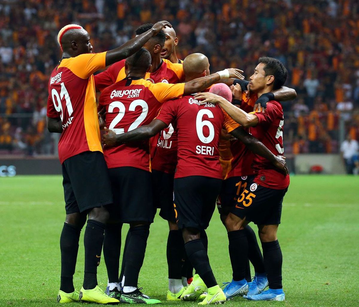 Galatasaray, 2015-2016 sezonunu hatırlattı