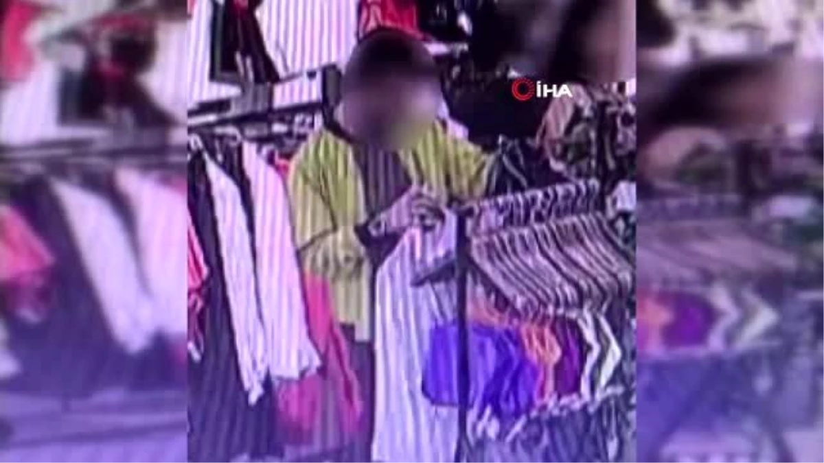 Küçük kız çocuğu kullanarak turistlerin çantalarını çalan çete kamerada
