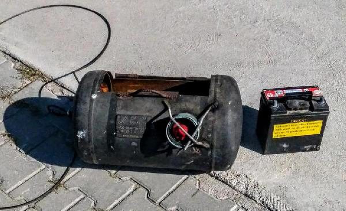 Kuş avlamak için lpg tankına ses düzeneği yerleştirmişler