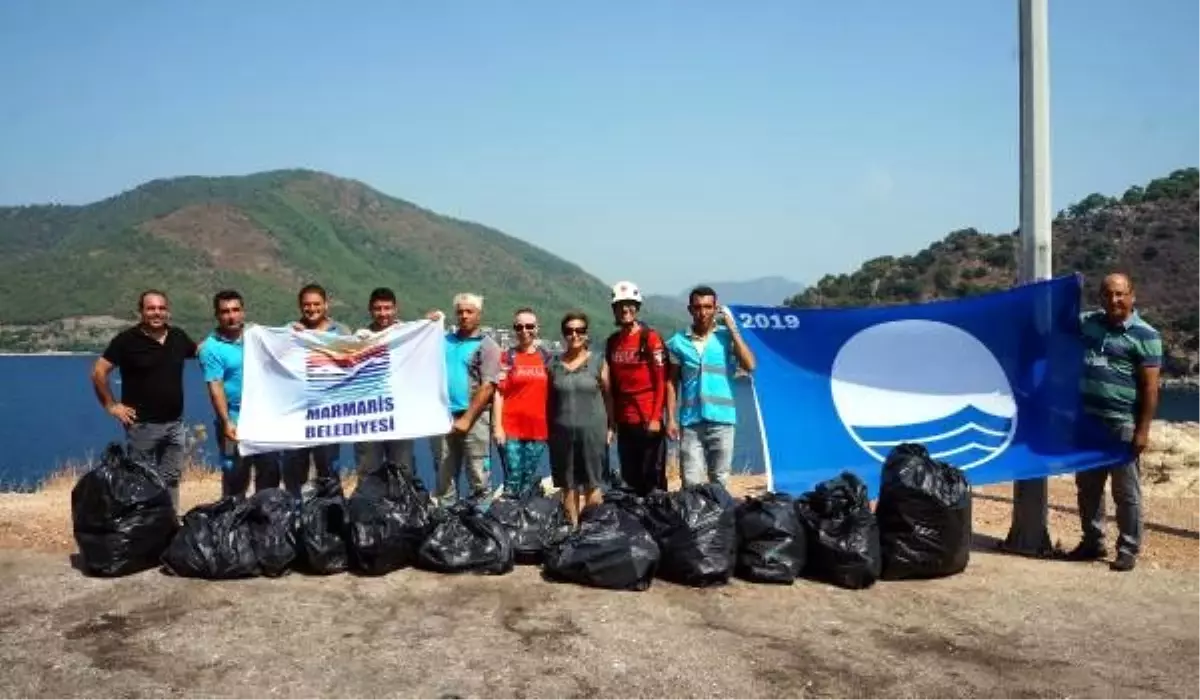 Marmaris\'te çevre ve deniz dibi temizliği