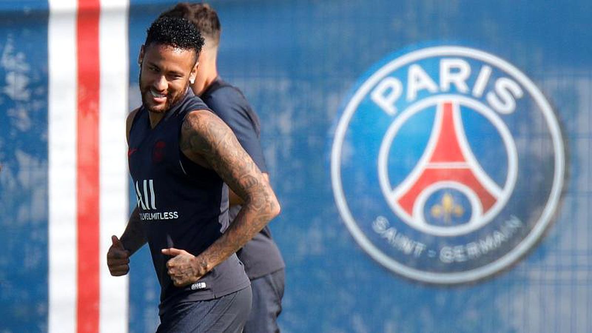 Barcelona\'ya transfer olması beklenen Neymar, La Casa de Papel ile anlaştı