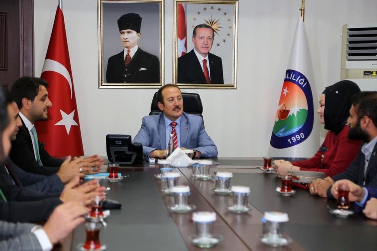 TÜGVA il yönetimden Vali Pehlivan\'a ziyaret
