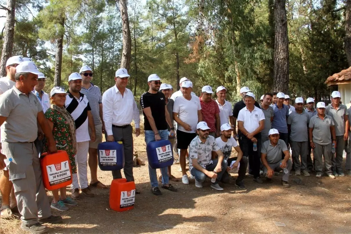 Beşiktaş taraftarlarından orman yangınlarına bidonlu önlem