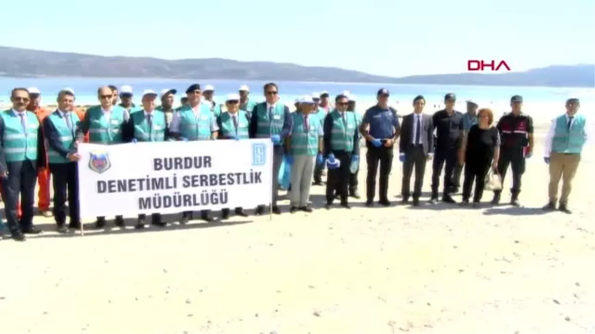 Burdur salda gölü\'nde çevre temizliği