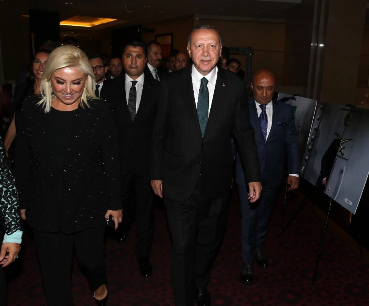 Cumhurbaşkanı Erdoğan: "Biz basını daha özgür, daha çoğulcu bir Türkiye arzu ediyoruz"