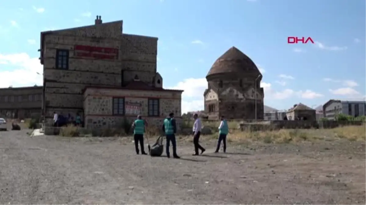 Erzurum\'da denetimli serbestlik yükümlüleri temizlik yaptı