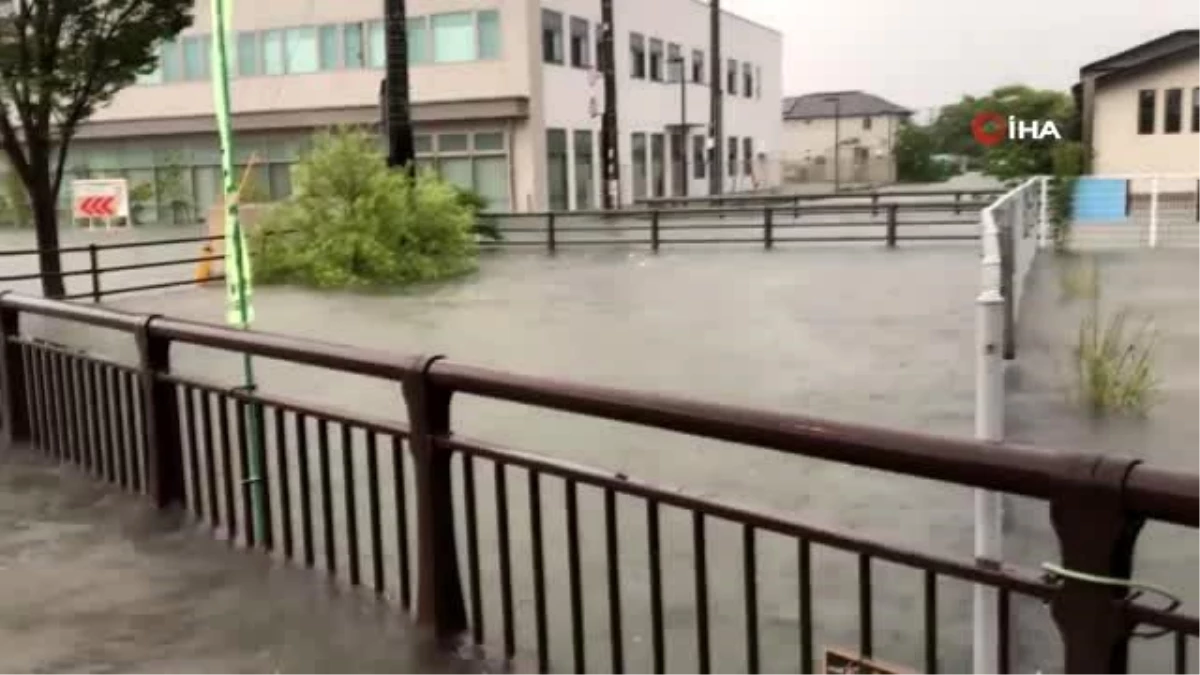 Japonya\'da Sel Felaketinde Ölü Sayısı 3\'e Yükseldi