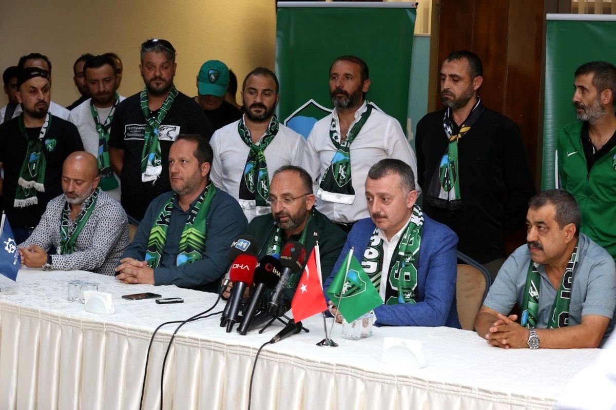 Kocaelispor\'un transfer yasağı 10 yıl sonra borçlarının ödenmesi ile kalktı