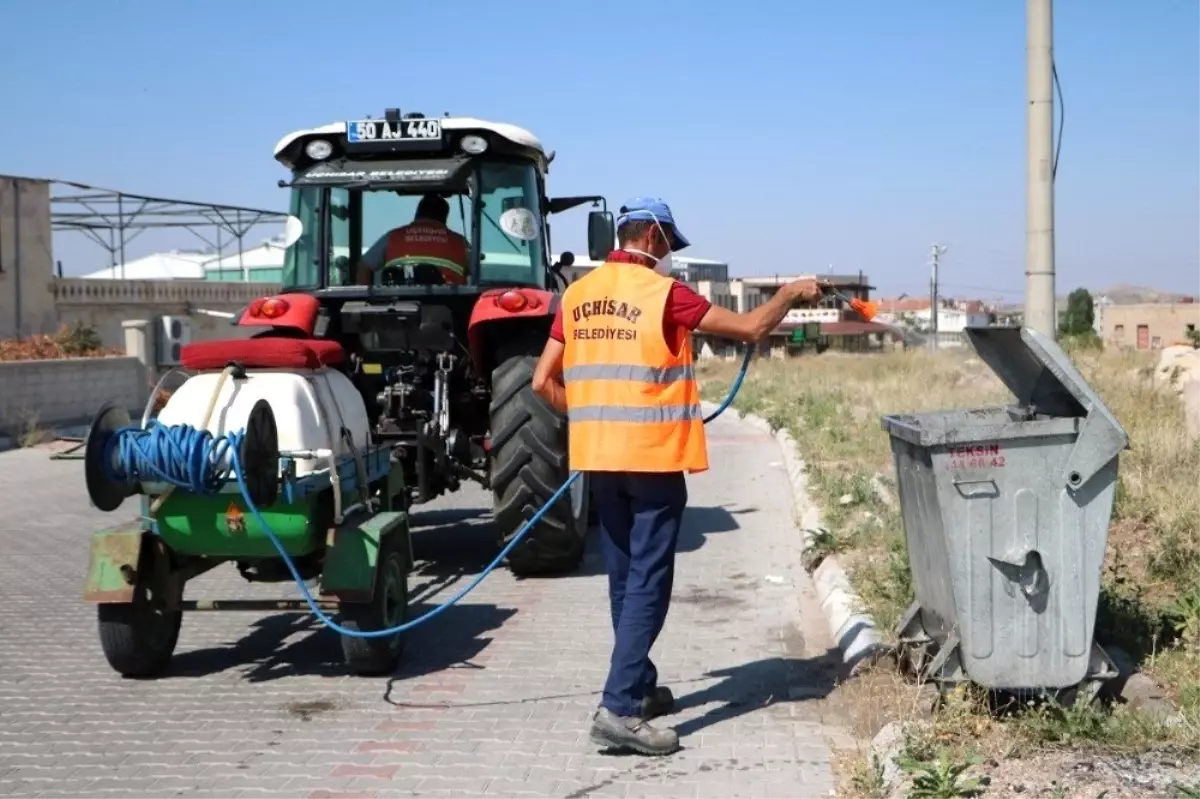 Uçhisar Belediyesi ilaçlama çalışmalarını sürdürüyor