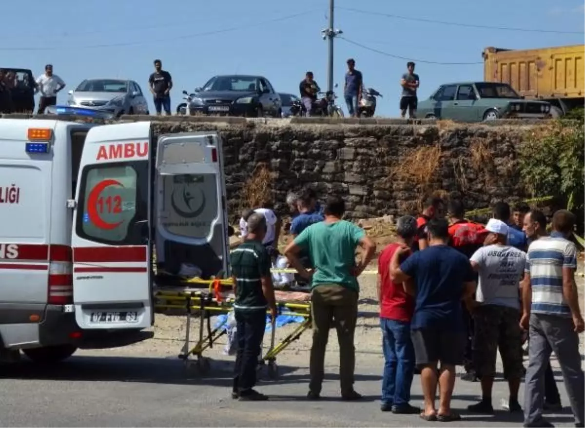 Yolda yürürken pompalı tüfekli saldırıda yaşamını yitirdi