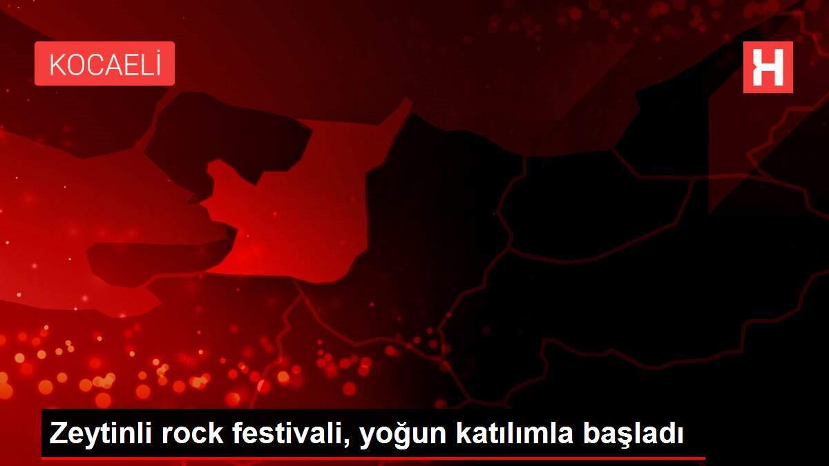 Zeytinli rock festivali, yoğun katılımla başladı
