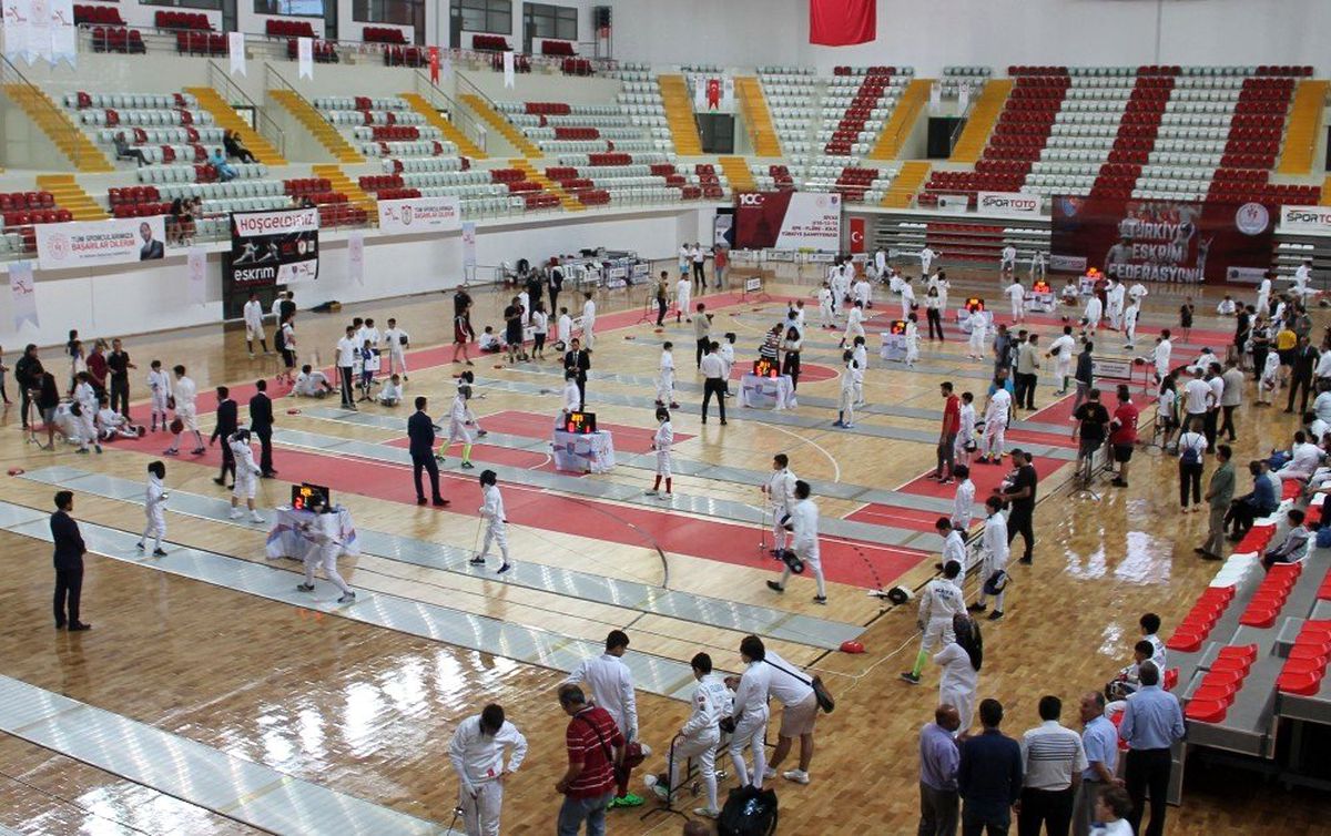 100. Yıl Milli Mücadele Eskrim Şampiyonası\'na 27 ilden 953 sporcu katılacak