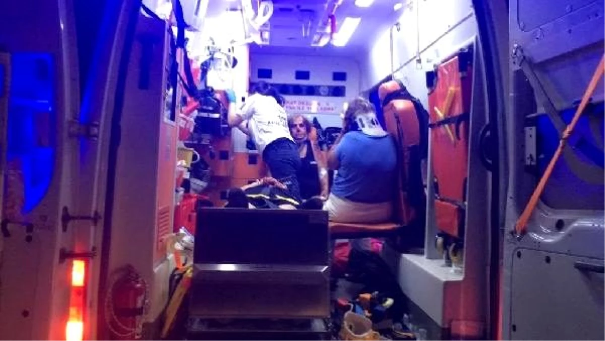 Antalya\'da tur otobüsü devrildi: 1 ölü, 29 yaralı (2)- yeniden