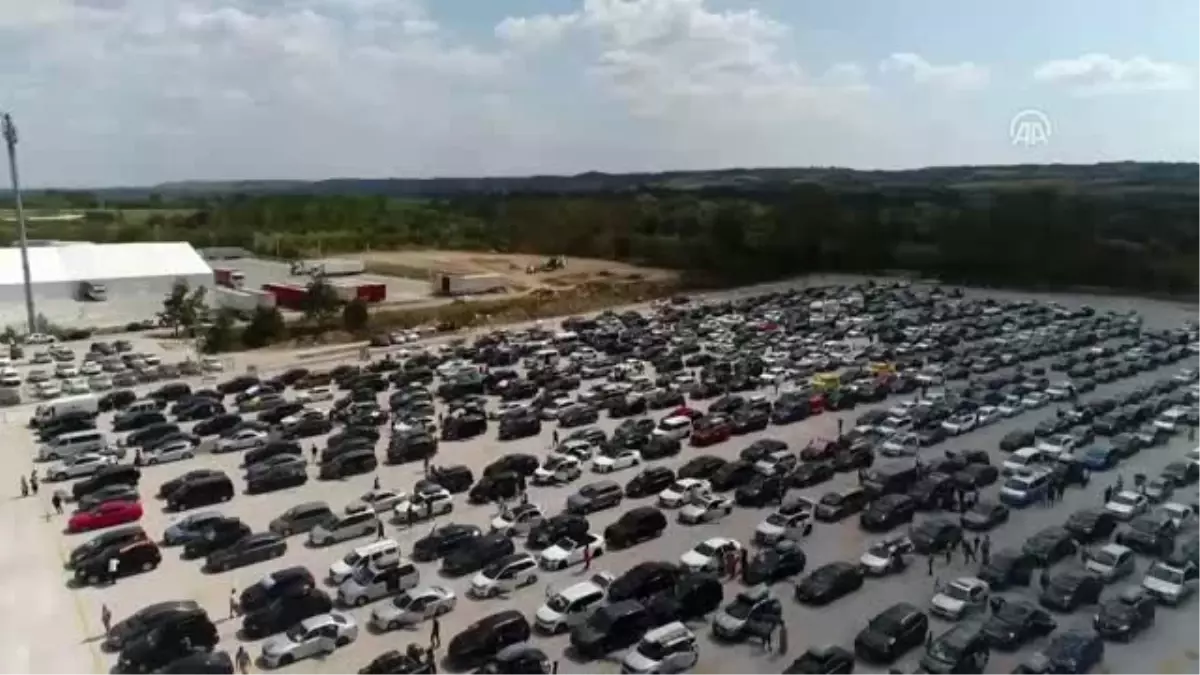 Bazı sınır kapılarında "gurbetçi" yoğunluğu yaşanıyor