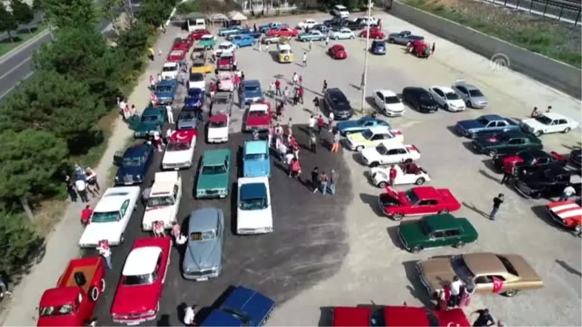Büyük Zafer\'in 97. yıl dönümü - Klasik Otomobiller