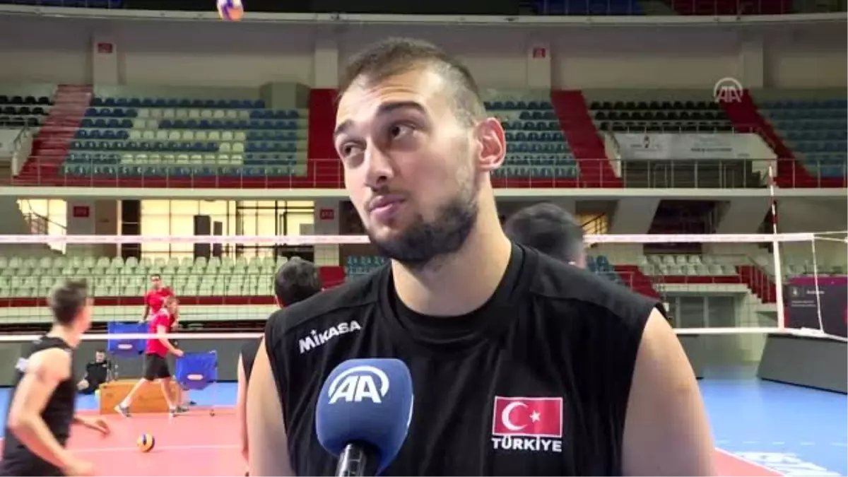 "Erkek voleybolunun ülkemizde hak ettiği yere gelmesini istiyoruz"