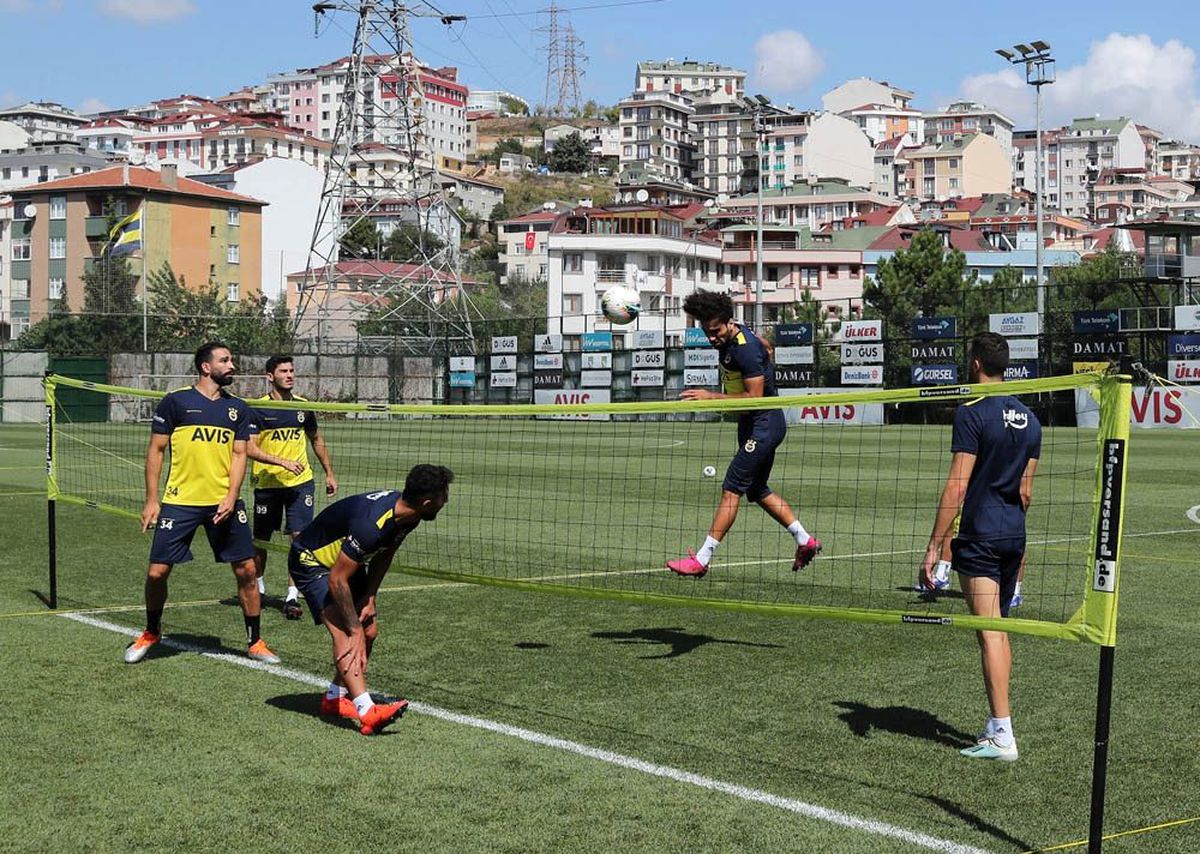 Fenerbahçe\'de Trabzonspor maçı hazırlıklarını sürdürdü