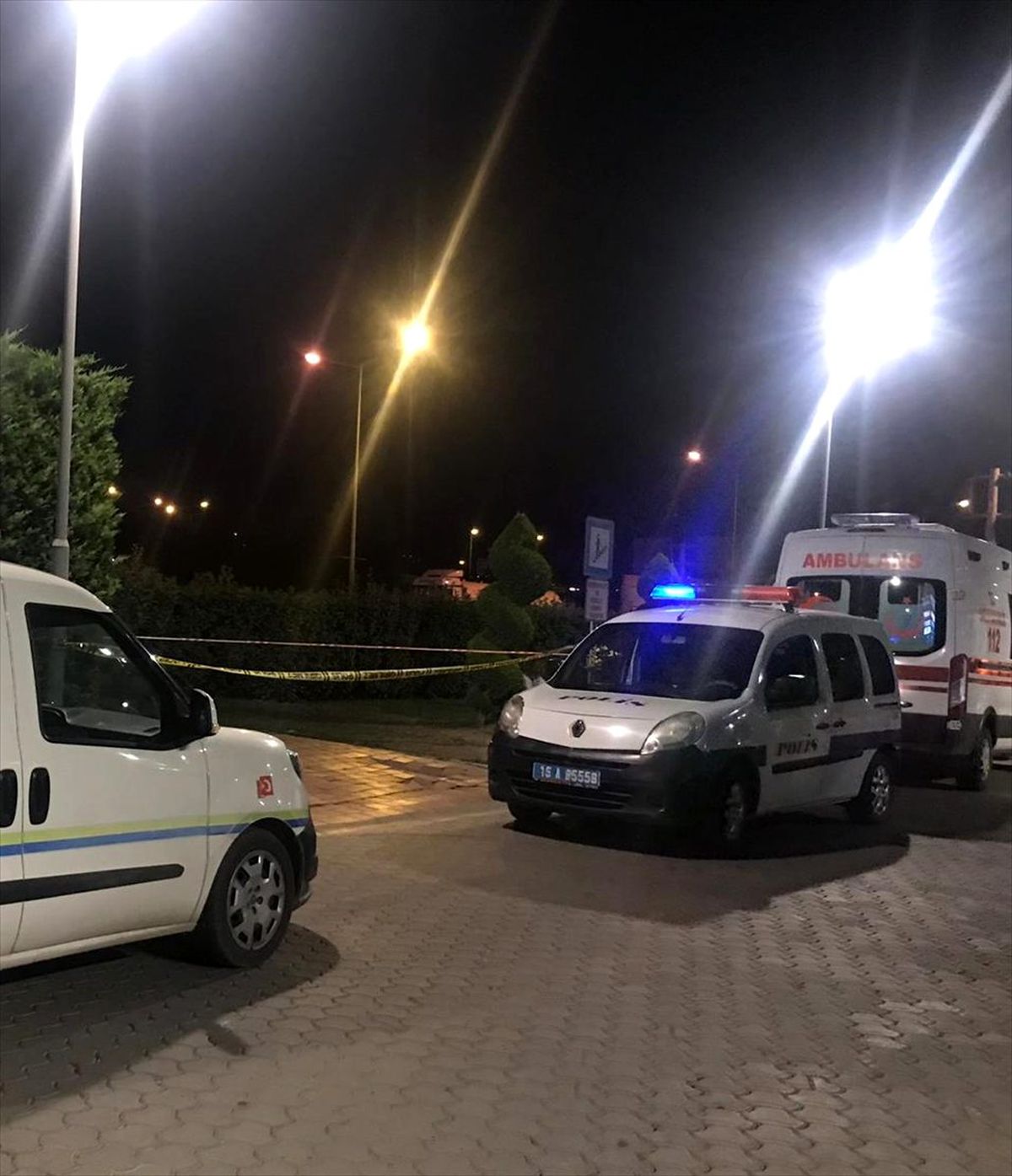 Gaz sızıntısından şüphelenilen alt geçitte inceleme