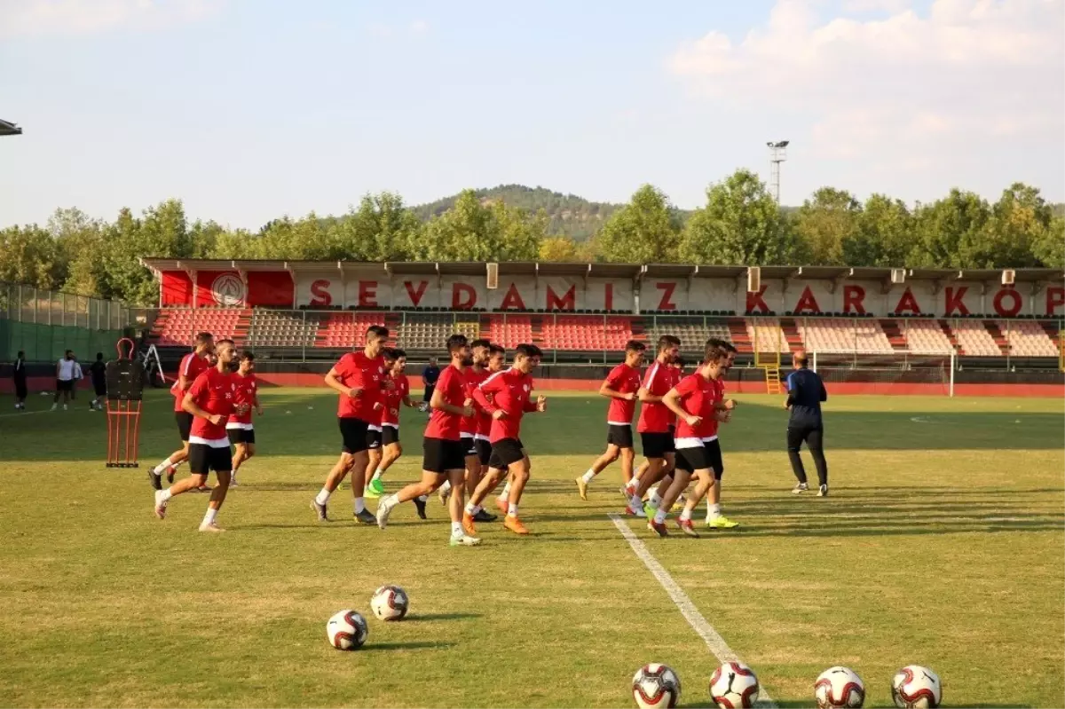 Karaköprü Belediyespor galibiyetle başlamak istiyor