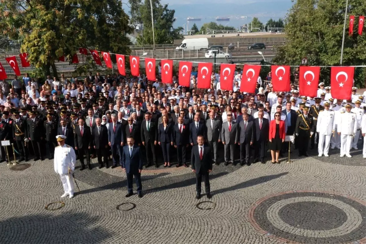 Kocaeli\'de büyük zaferin 97\'inci yılı coşkuyla kutlandı