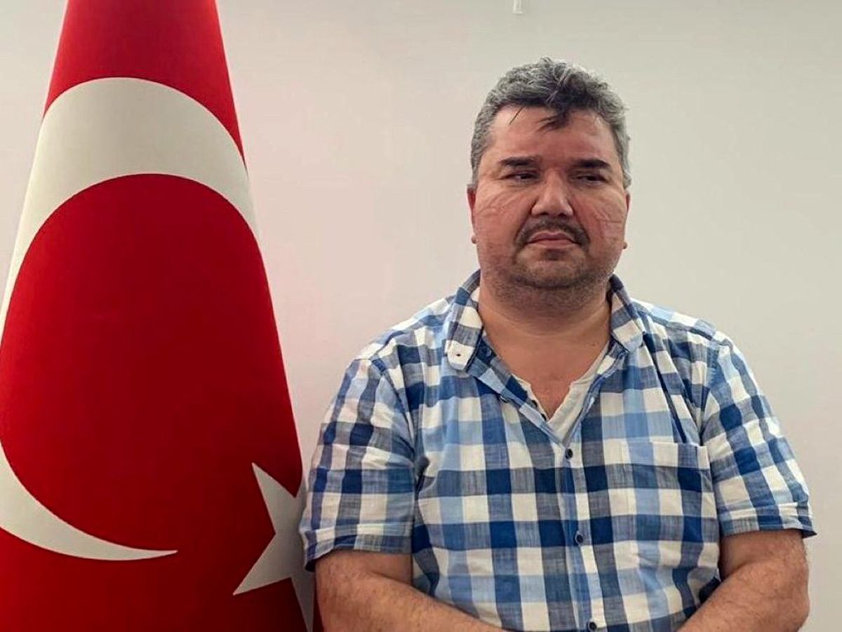 Malezya\'da yakalanan üst düzey FETÖ\'cü Türkiye\'ye getirildi