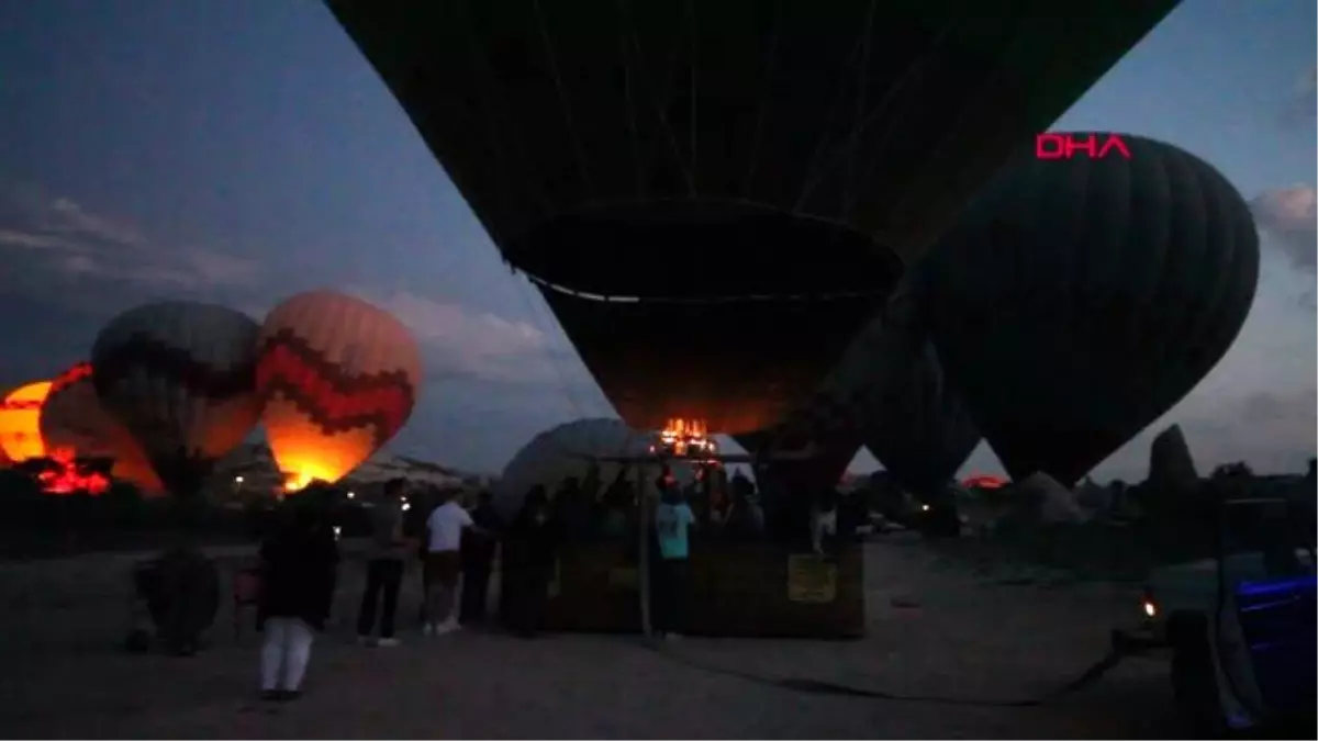 Nevşehir sıcak hava balonu atatürk posteriyle havalandı