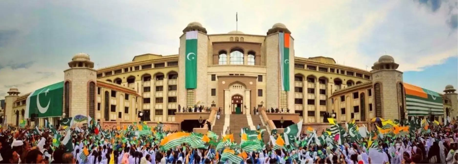 Pakistan Başbakanından Hindistan hükümetine "Nazi" benzetmesi
