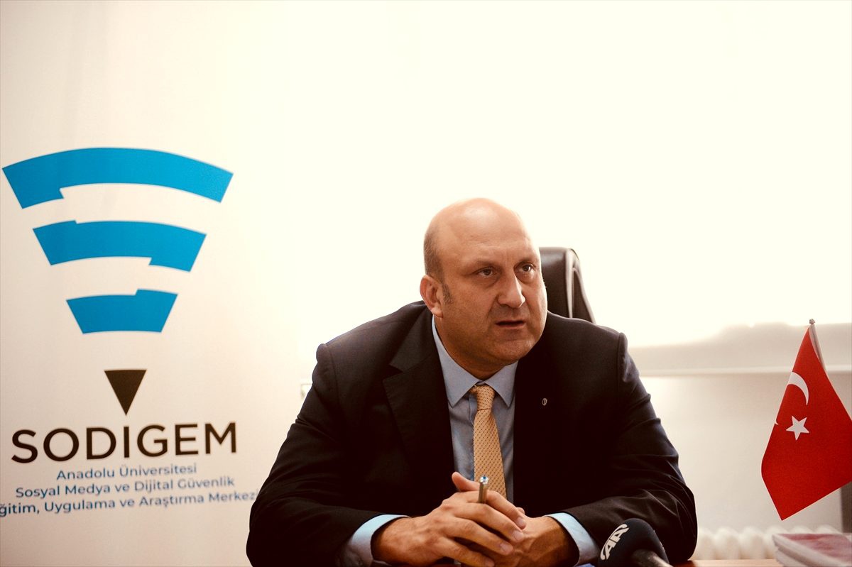 Sosyal medya saldırganlığına karşı "nitelikli takipçi" önerisi