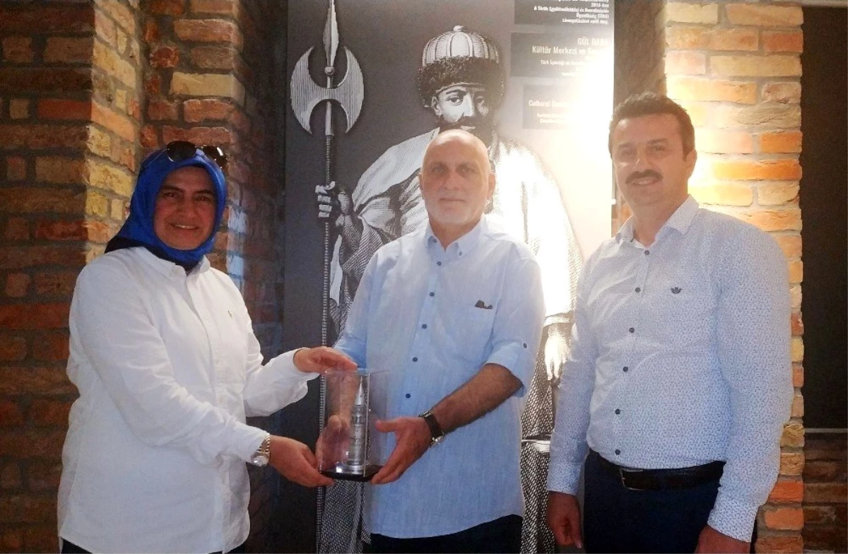 Beyoğlu Belediye Başkan Yardımcıları, Gül Baba Külliyesi\'ni ziyaret etti