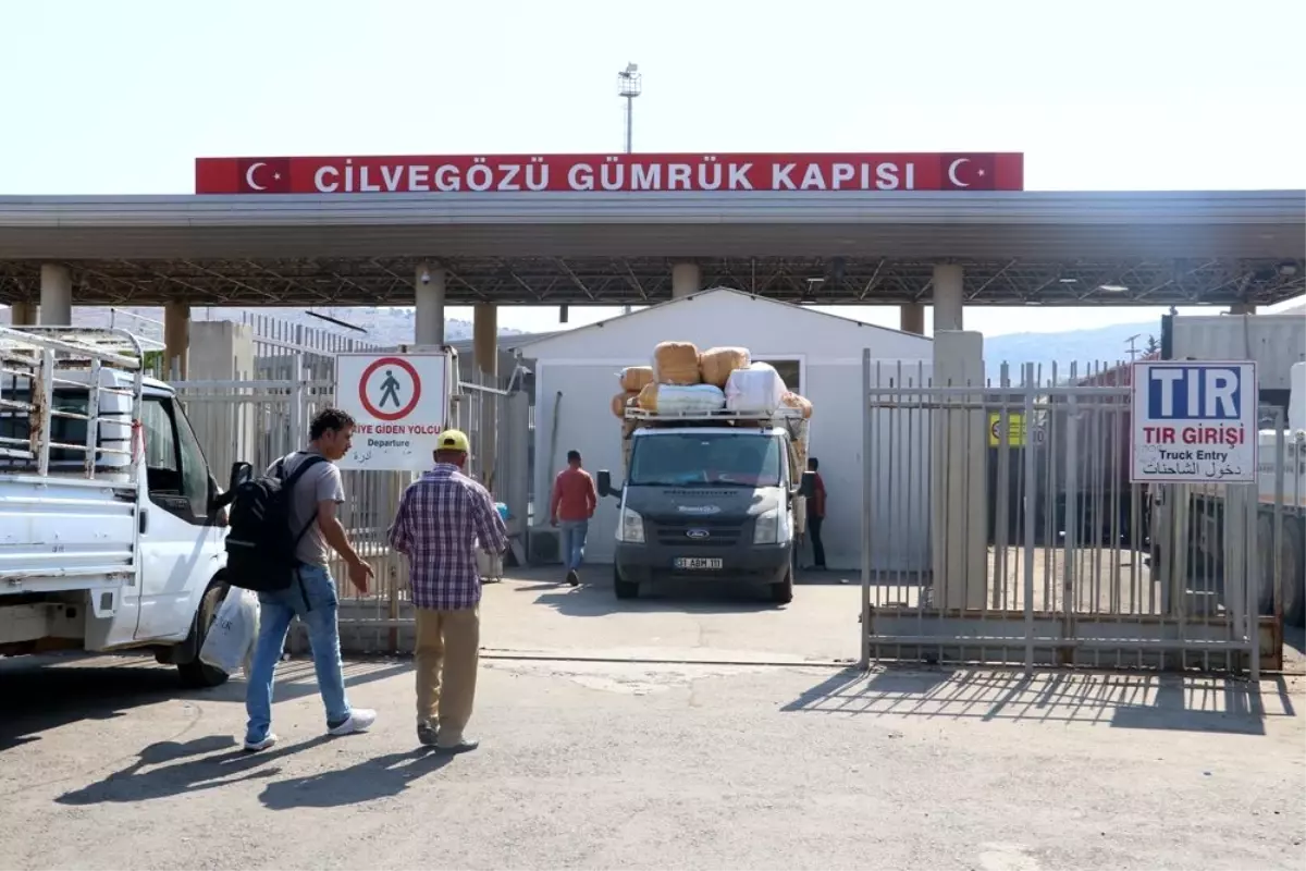 Cilvegözü Sınır Kapısı geçişlere yeniden açıldı