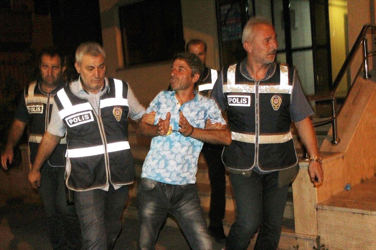 Çorlu\'da karısı ve sevgilisini öldüren katil zanlısı Yalova\'da yakalandı