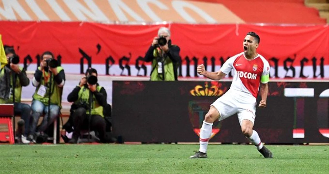 Galatasaray, Falcao için TT Stadı\'nda imza töreni düzenleyecek!