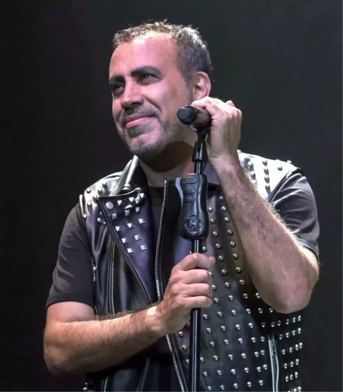 Haluk levent\'ten minik alperen için destek çağrısı