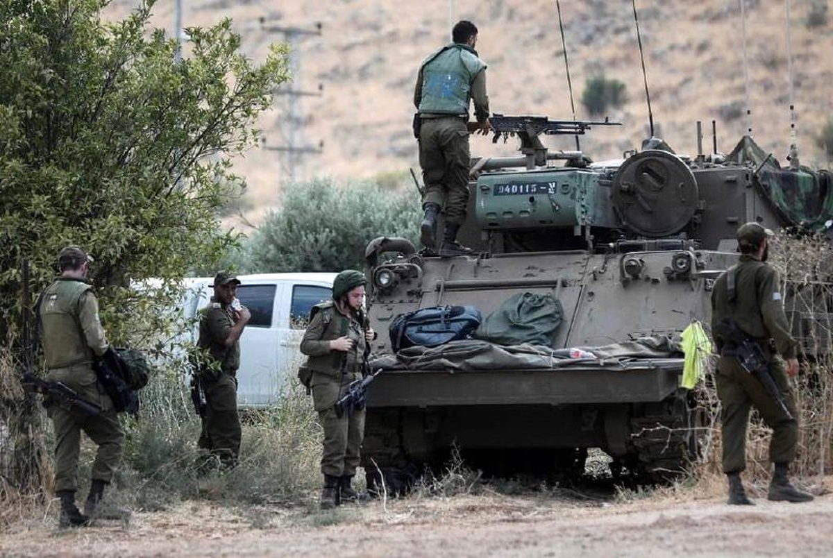 İsrail ordusu, Lübnan sınırına askeri takviye göndermeye devam ediyor