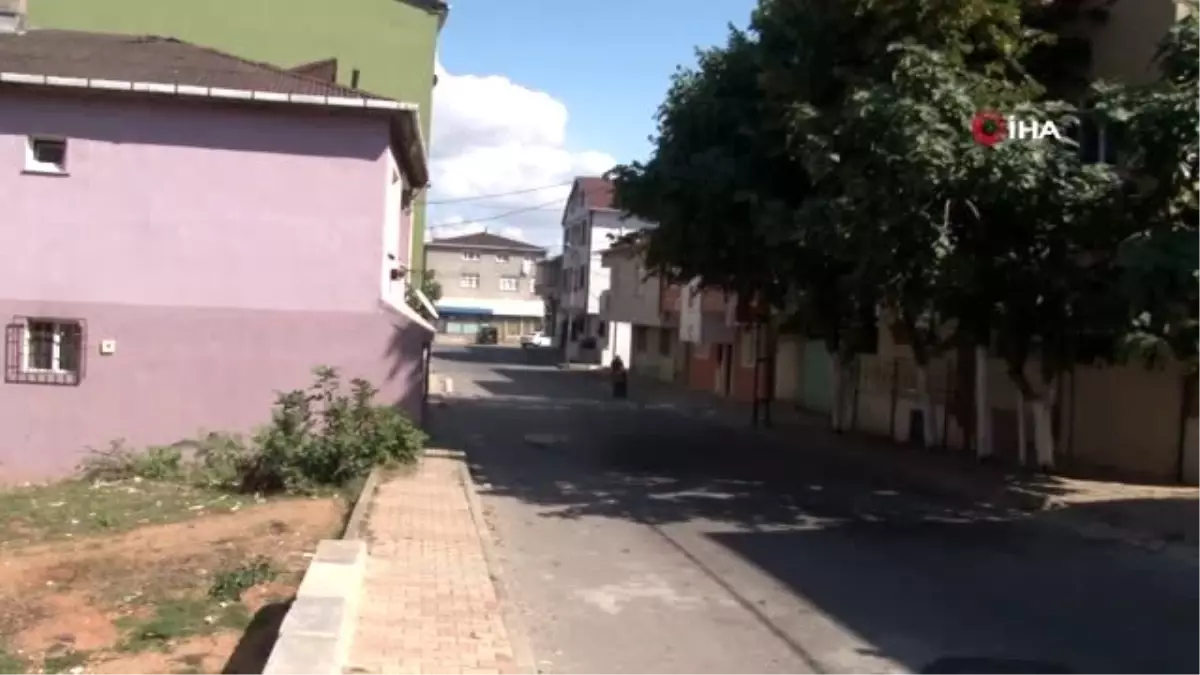 İstanbul\'da vahşet: 15 yıllık karısını bıçaklayarak öldürdü