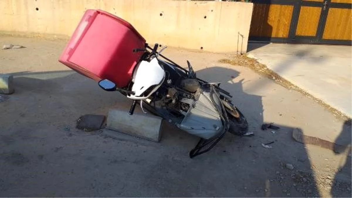 Kamyonet ile motosiklet çarpıştı: 1 ölü