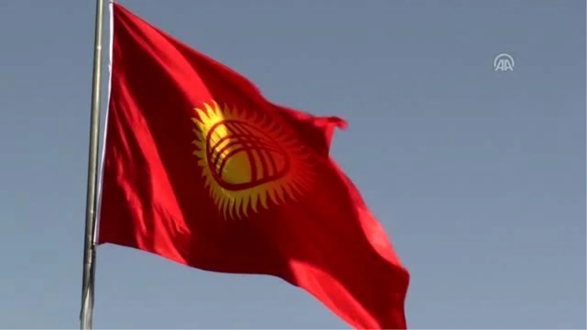 Kırgızistan\'da Bağımsızlık Günü kutlandı